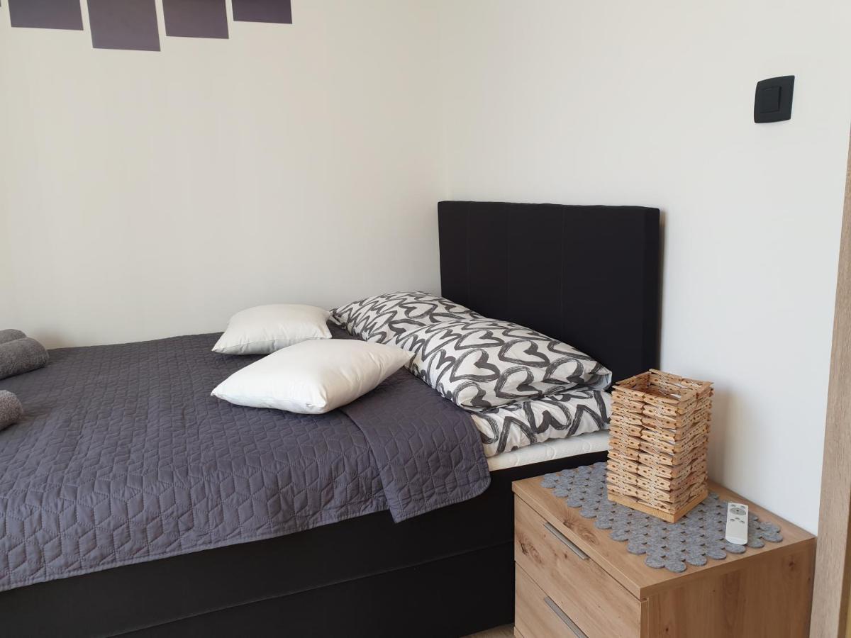 Apartman Anabella Rovanjska Buitenkant foto