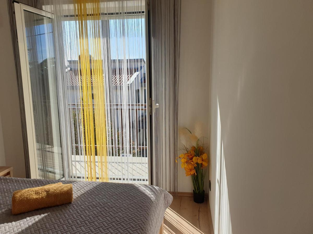 Apartman Anabella Rovanjska Buitenkant foto
