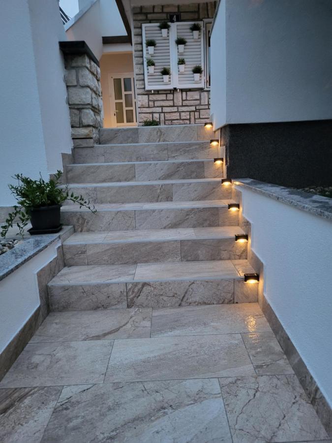 Apartman Anabella Rovanjska Buitenkant foto